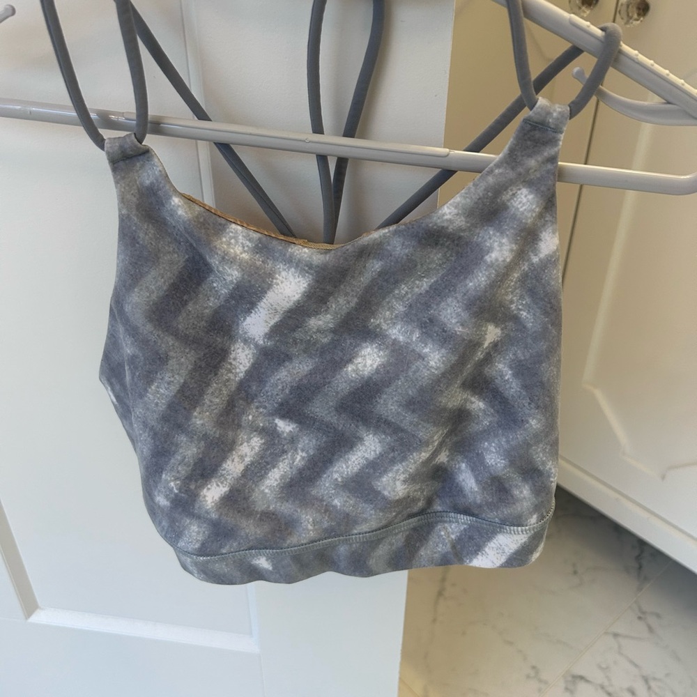 Lululemon athletica Gray Zigzag Sports Bra, size 10 but fits smaller